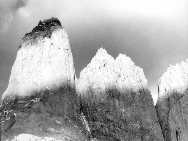 Patagonia cilena - Provincia di Ultima Esperanza - Ande patagoniche - Massiccio del Paine - Torre centrale - Torre nord