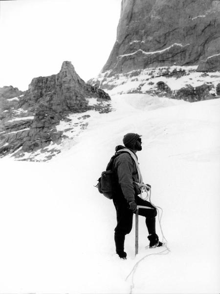 Ritratto - Uomo - Alpinista - Pession, Pacifico - Patagonia cilena - Provincia di Ultima Esperanza - Ande patagoniche - Massiccio del Paine - Torri del Paine - Ghiacciaio