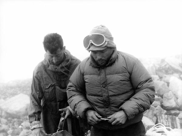 Ritratto di gruppo - Alpinisti - Barmasse, Gino - Patagonia cilena - Provincia di Ultima Esperanza - Ande patagoniche - Massiccio del Paine - Paine principale