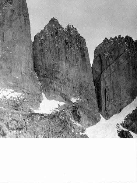 Patagonia cilena - Provincia di Ultima Esperanza - Ande patagoniche - Massiccio del Paine - Torre nord