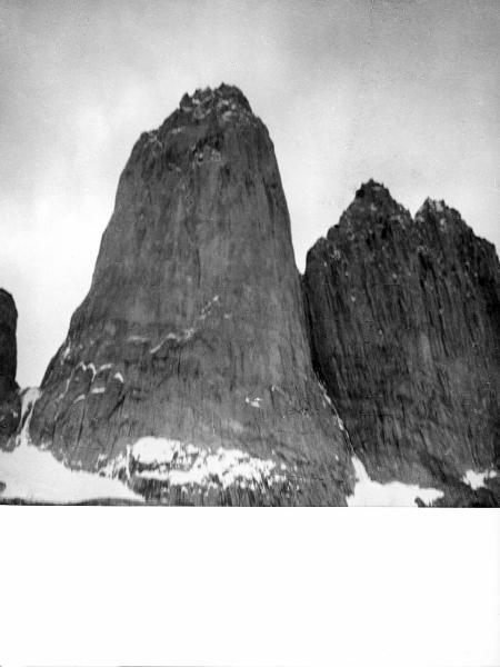 Patagonia cilena - Provincia di Ultima Esperanza - Ande patagoniche - Massiccio del Paine - Torre centrale - Torre nord