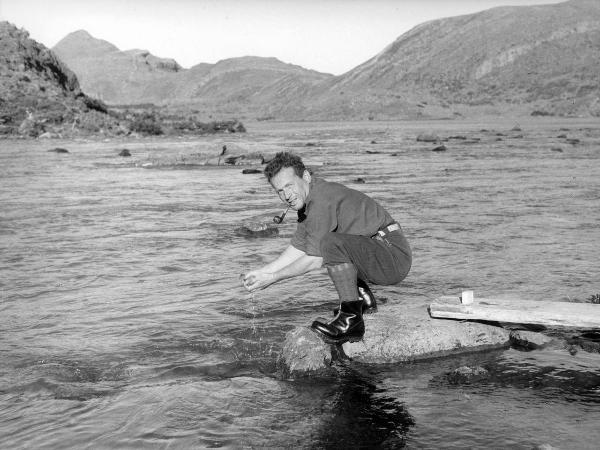 Ritratto - Uomo - Barmasse, Gino - Patagonia cilena - Provincia di Ultima Esperanza - Ande patagoniche - Massiccio del Paine - Lago