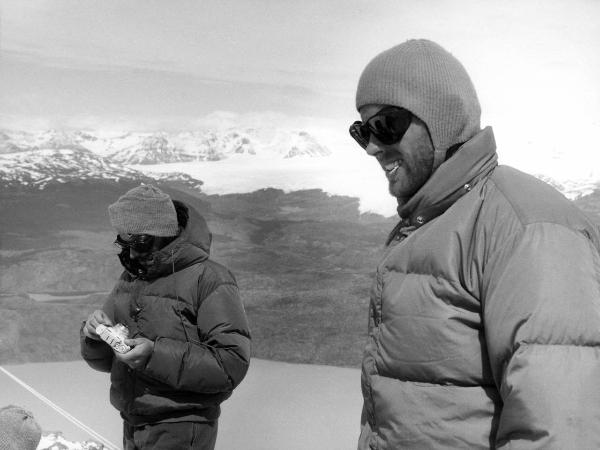 Ritratto di gruppo - Pellissier, Camillo - Pession, Pierino - Patagonia cilena - Provincia di Ultima Esperanza - Ande patagoniche - Massiccio del Paine - Paine principale - Campo 2?