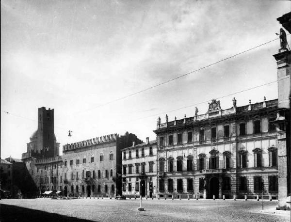 Mantova - Piazza Sordello