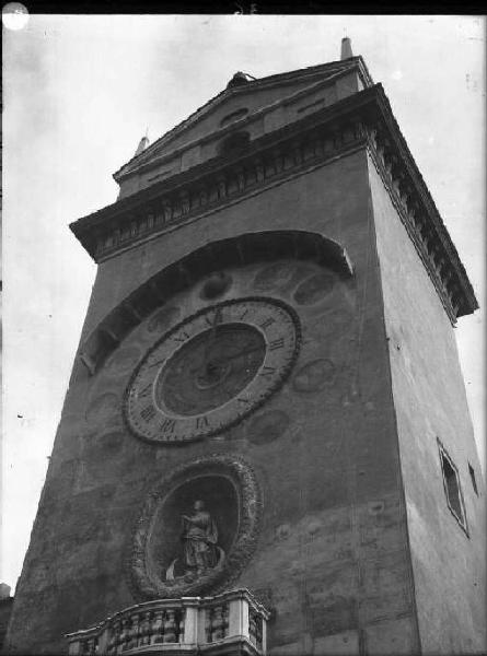 Mantova - Piazza Erbe - Torre dell'Orologio