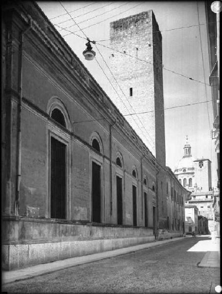 Mantova - Via Ardigò - Torre dei Gambulini