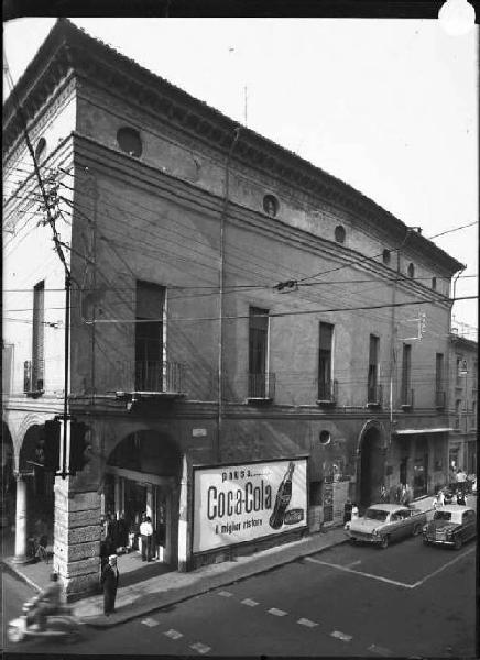 Mantova - Via Cavour - Palazzo Andreasi