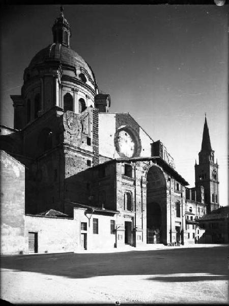 Mantova - Basilica di S. Andrea - Facciata settentrionale