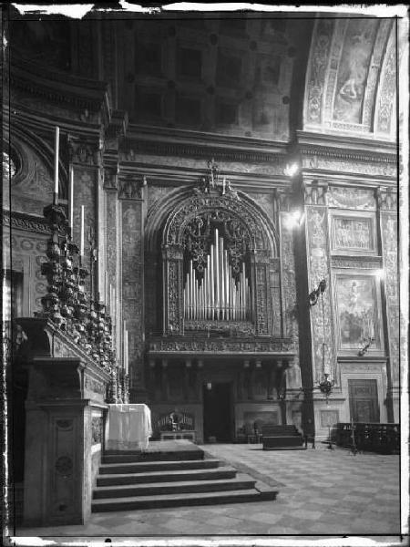 Mantova - Basilica di S. Andrea - Coro - Organo