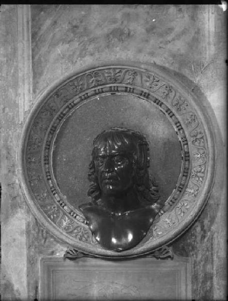 Scultura - Busto di Andrea Mantegna - Andrea Mantegna - Mantova - Basilica di S. Andrea - Cappella funeraria del Mantegna