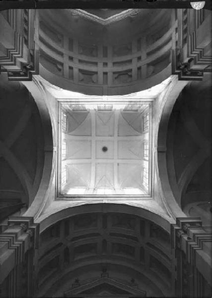 Mantova - Basilica di S. Barbara - Soffitto