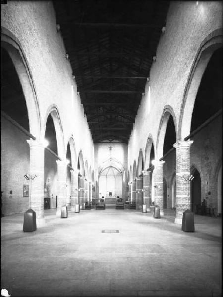 Mantova - Chiesa di S. Francesco - Navata centrale