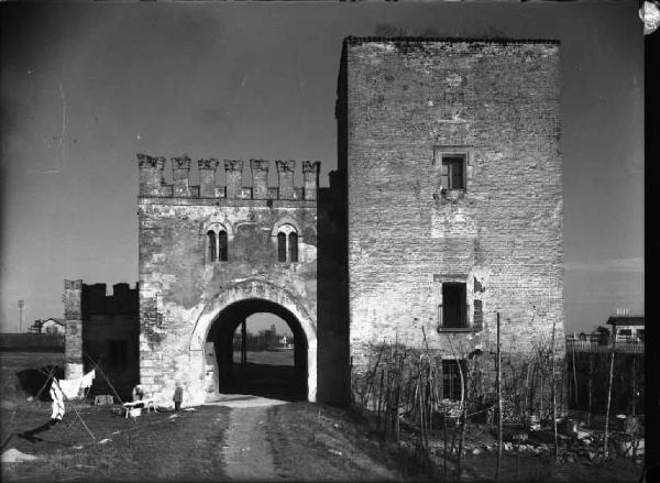 Mantova - Rocchetta di S. Giorgio detta di Sparafucile - Lavandaia