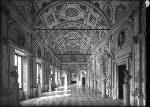 Mantova - Palazzo Ducale - Corte Nuova - Appartamento di Troia - Galleria dei Mesi