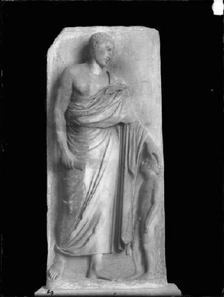 Rilievo - Giovane con garzone - Stele funeraria - Mantova - Museo di Palazzo Ducale