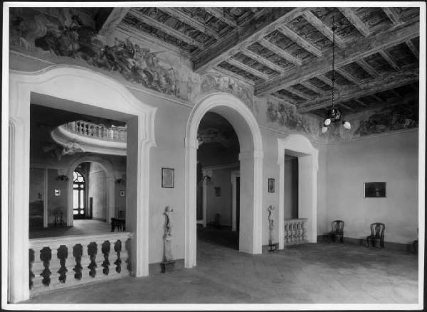 Palidano - Villa Strozzi - Interno