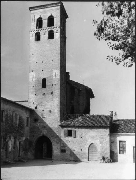 Redondesco - Castello - Torre