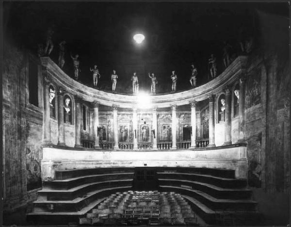 Sabbioneta - Teatro all'antica - Interno - Loggia - Platea