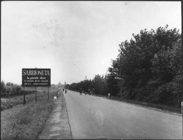 Sabbioneta - Strada "Sabbionetana" - Cartellone che pubblicizza il paese