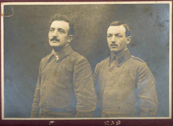 Prima Guerra Mondiale - Ritratto maschile - Militari - Caporale Svetoz. Filipovity e soldato Emil. Svoboda