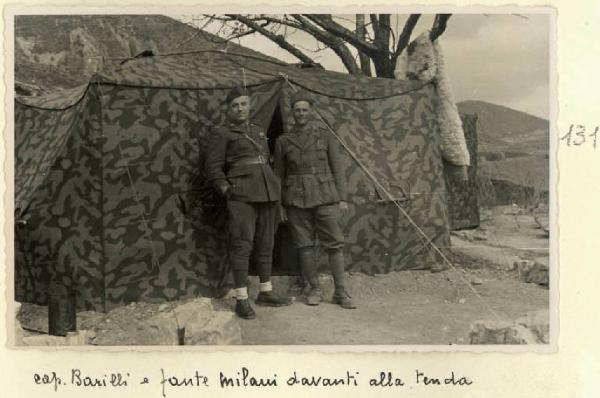 Seconda guerra mondiale - Accampamento militare - Ritratto maschile - Capitano Barilli e fante Milani