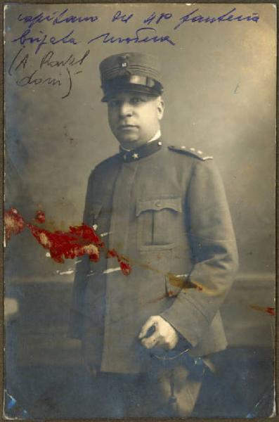 Ritratto maschile - Militare - Capitano A. Ravaldoni, 41° fanteria brigata Modena / Prima guerra mondiale