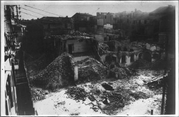 Mantova - Quartiere in demolizione