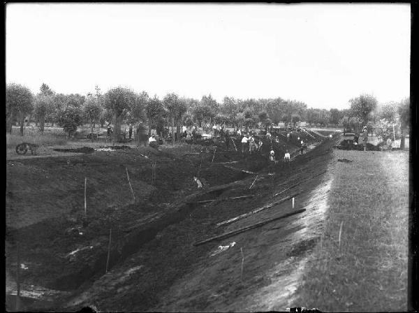 Cerese, zona - Lavori di scavo del canale Paiolo basso