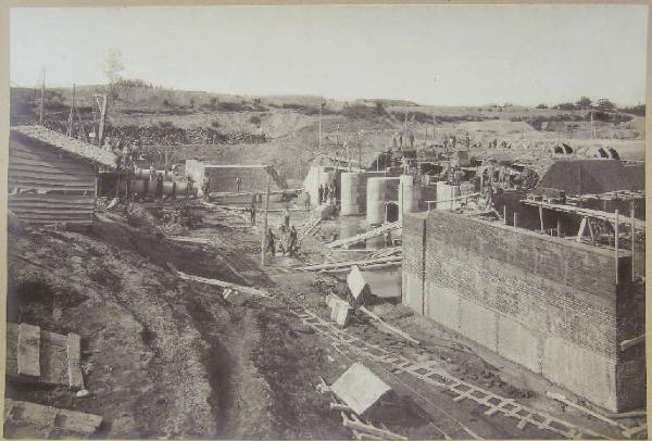 S. Siro - Costruzione della botte sotto il fiume Secchia