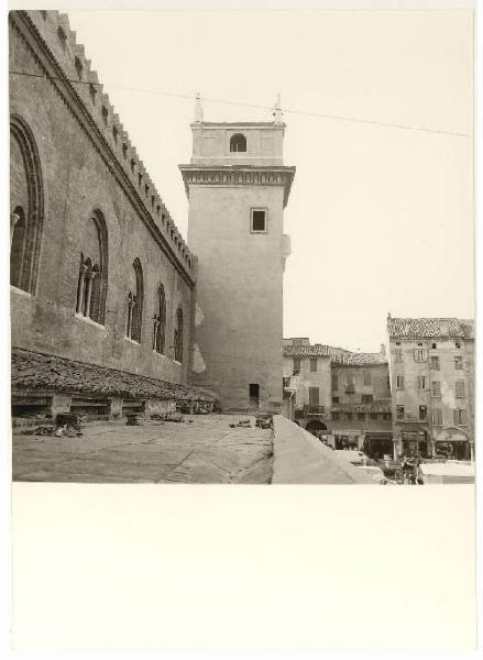Mantova - Piazza Erbe - Palazzo della Ragione - Torre dell'Orologio