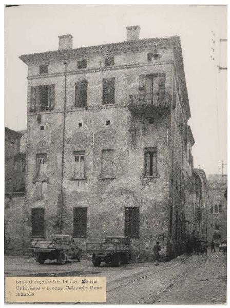 Mantova - Ex ghetto - Via Dottrina Cristiana - Piazza Bertazzolo - Edificio