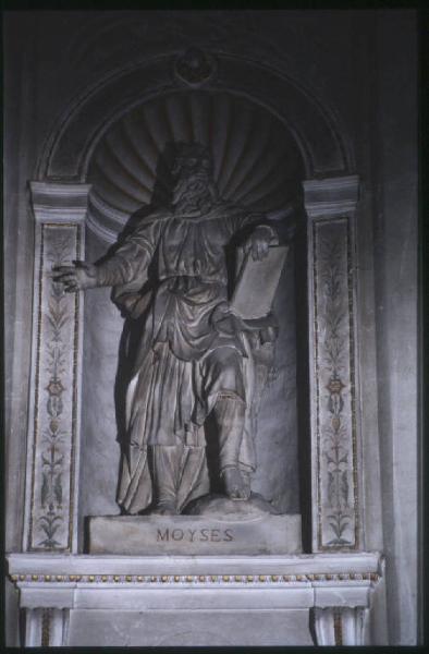Scultura - Mosè - Antonio Begarelli - S. Benedetto Po - Basilica di S. Benedetto in Polirone - Presbiterio, parete interna