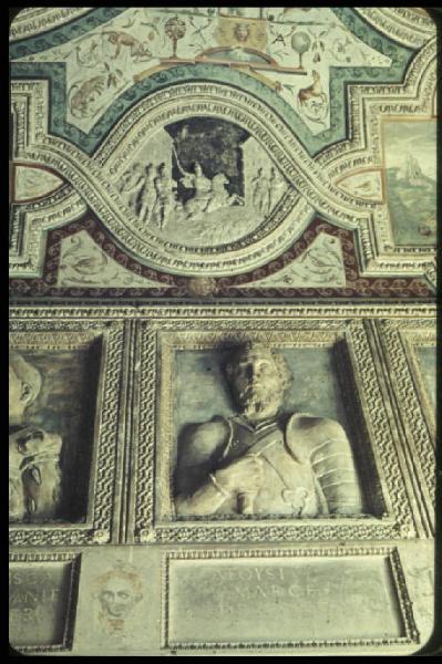 Sabbioneta - Palazzo Ducale - Galleria degli Antenati - Particolare del fregio e di parte della volta