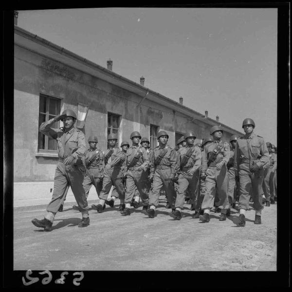 Mantova - Caserma di S. Martino - Festa dell'Artiglieria - Parata militare