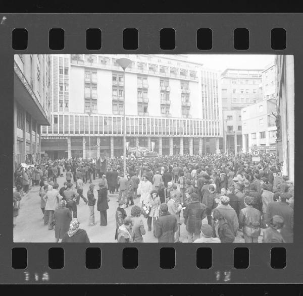 Manifestazione sindacale per sciopero nazionale - Mantova - Piazza 80° Fanteria