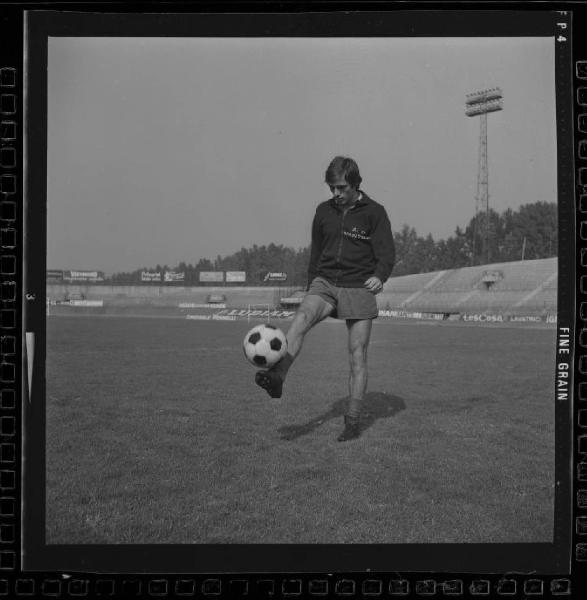 Ritratto maschile - Bruno Zanolla - Mantova - Stadio Danilo Martelli - Palleggio