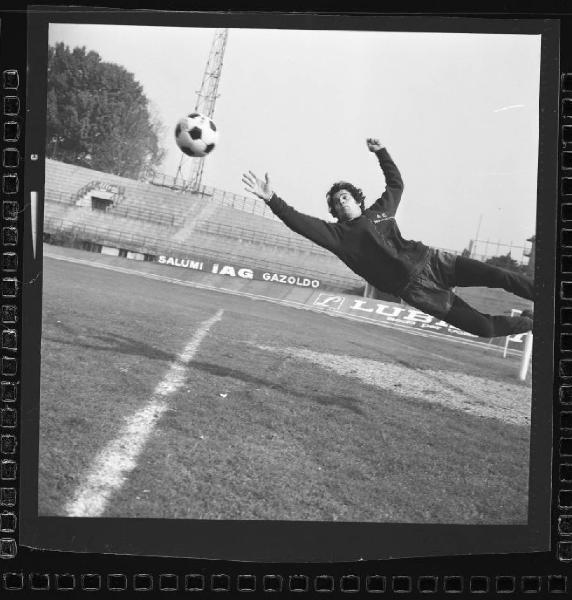 Ritratto maschile - Angelo Recchi - Mantova - Stadio Danilo Martelli - Allenamento - Parata