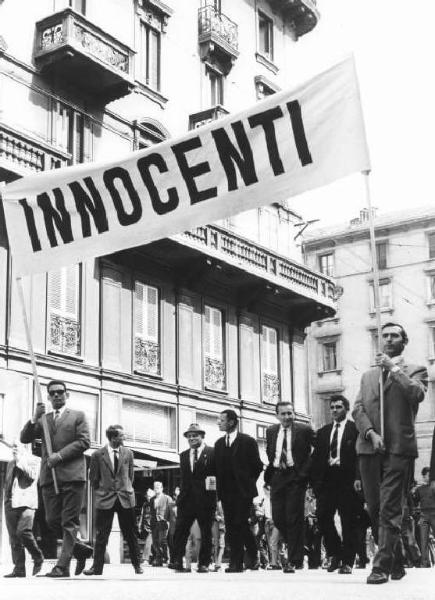 Sciopero dei lavoratori della Innocenti - Testa del corteo - Striscione