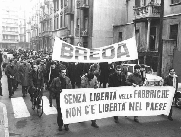 Sciopero dei lavoratori della Breda - Corteo - Striscioni