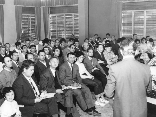 Convegno edili - Interno - Platea con il pubblico