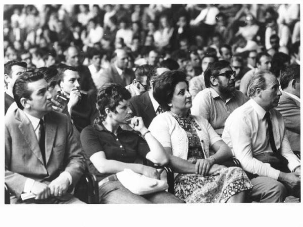 Palalido - Interno - Prima conferenza regionale delle rappresentanze sindacali aziendali - Platea - Particolare: lavoratori