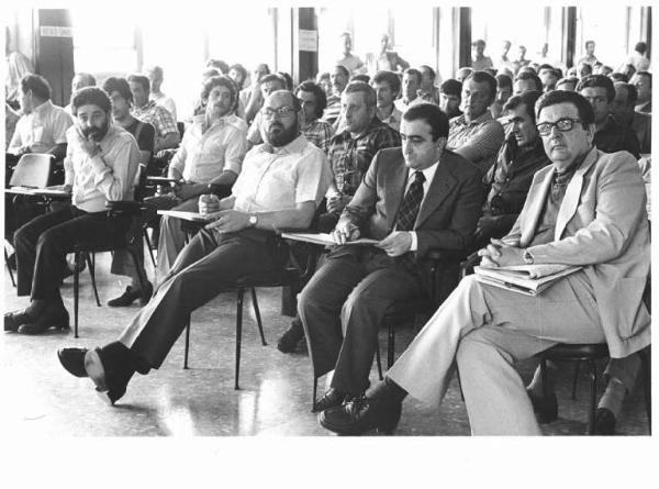 Conferenza economica del Consiglio di fabbrica dell'impresa Gadola - Interno - Platea con il pubblico