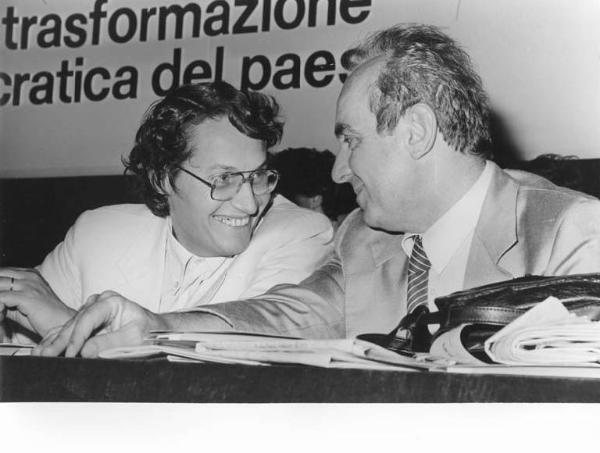 Teatro Nuovo - Interno - Convegno di organizzazione Cgil Lombardia - Tavolo della presidenza - Ritratto maschile - Alberto Bellocchio con Pierluigi Perotta