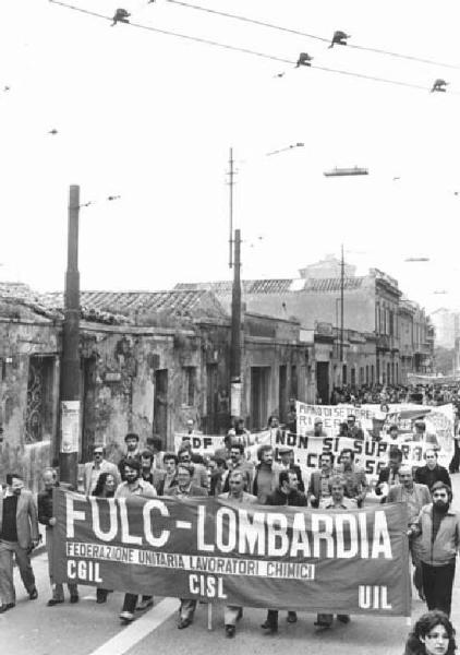 Sciopero nazionale dei lavoratori chimici - Corteo - Spezzone Fulc Lombardia - Striscioni