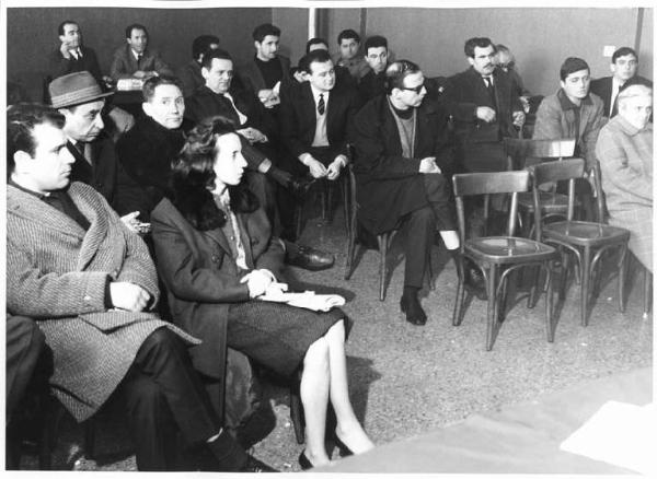 Interno - Assemblea precongressuale in piazza San Luigi in preparazione del VI Congresso della Cgil - Platea con il pubblico