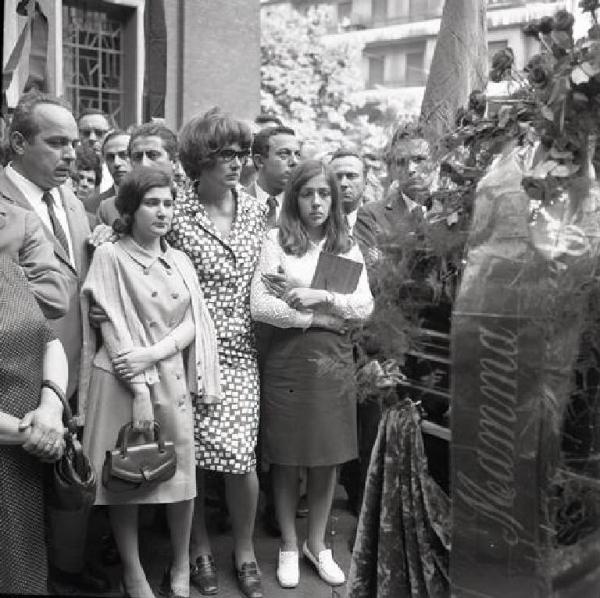 Funerali di Bruno Di Pol davanti alla Camera del Lavoro