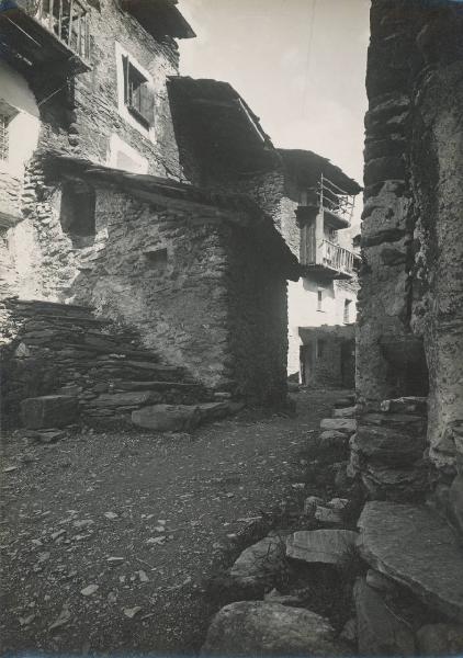 Veduta architettonica. Chiesa in Valmalenco - Vassalini - Rustici