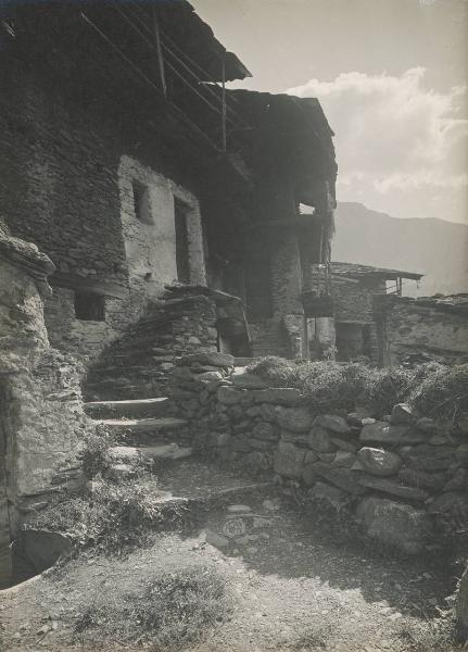 Veduta architettonica. Chiesa in Valmalenco - Vassalini - Rustici