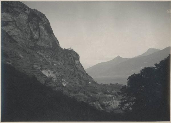 Paesaggio. Lago di Como - Griante - Cadenabbia - parco naturale di San Martino