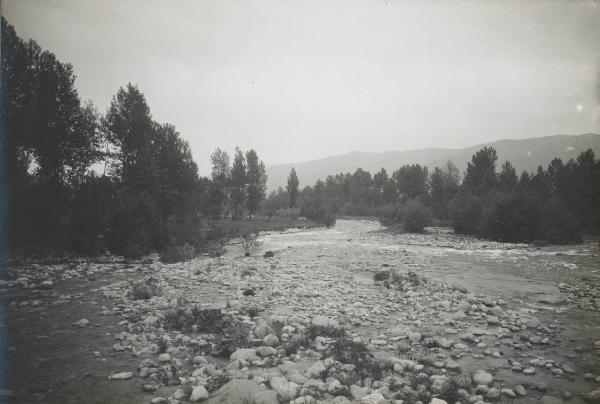 Paesaggio. Valle del Po - Rifreddo - fiume Po